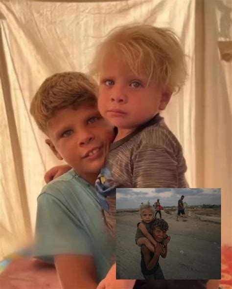 Két fotós, akik egy rendezvényen dolgoznak