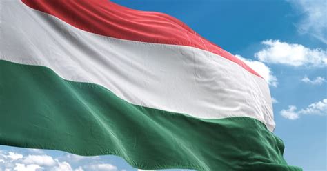 Magyar zászló színei és szimbolikája