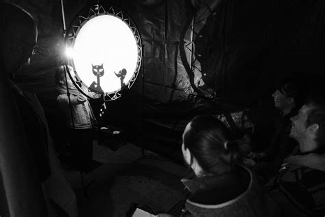 A világítás és árnyékok játéka egy fotón