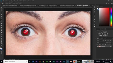 A Photoshop eszköztára, kiemelve a Red Eye Tool-t