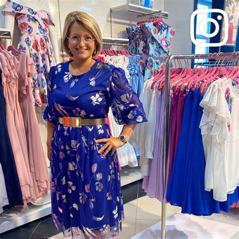 Divatos ruhák és kiegészítők magyar tervezőktől egy Rododendron üzletben