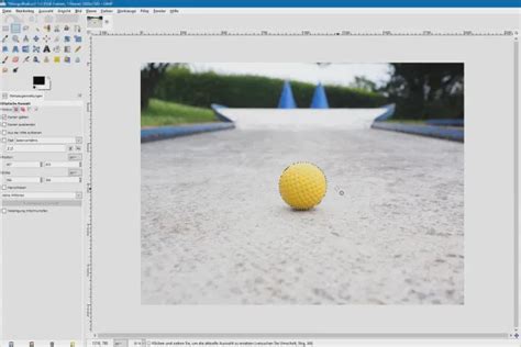 GIMP felületének képernyőképe, kiemelve a kiválasztó eszközöket
